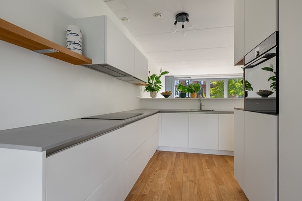 Medium property photo - Oeverzeggestraat 16, 1087 BV Amsterdam